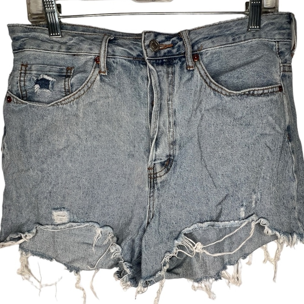 S.O.N.G. Cut-Off Denim‎ Mom Shorts Button Fly